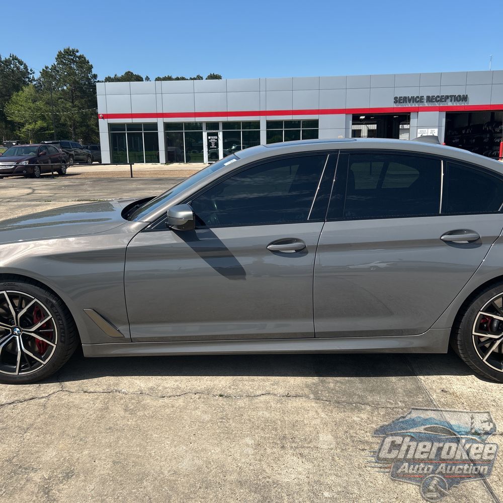 2022 BMW 5-Series M550xi