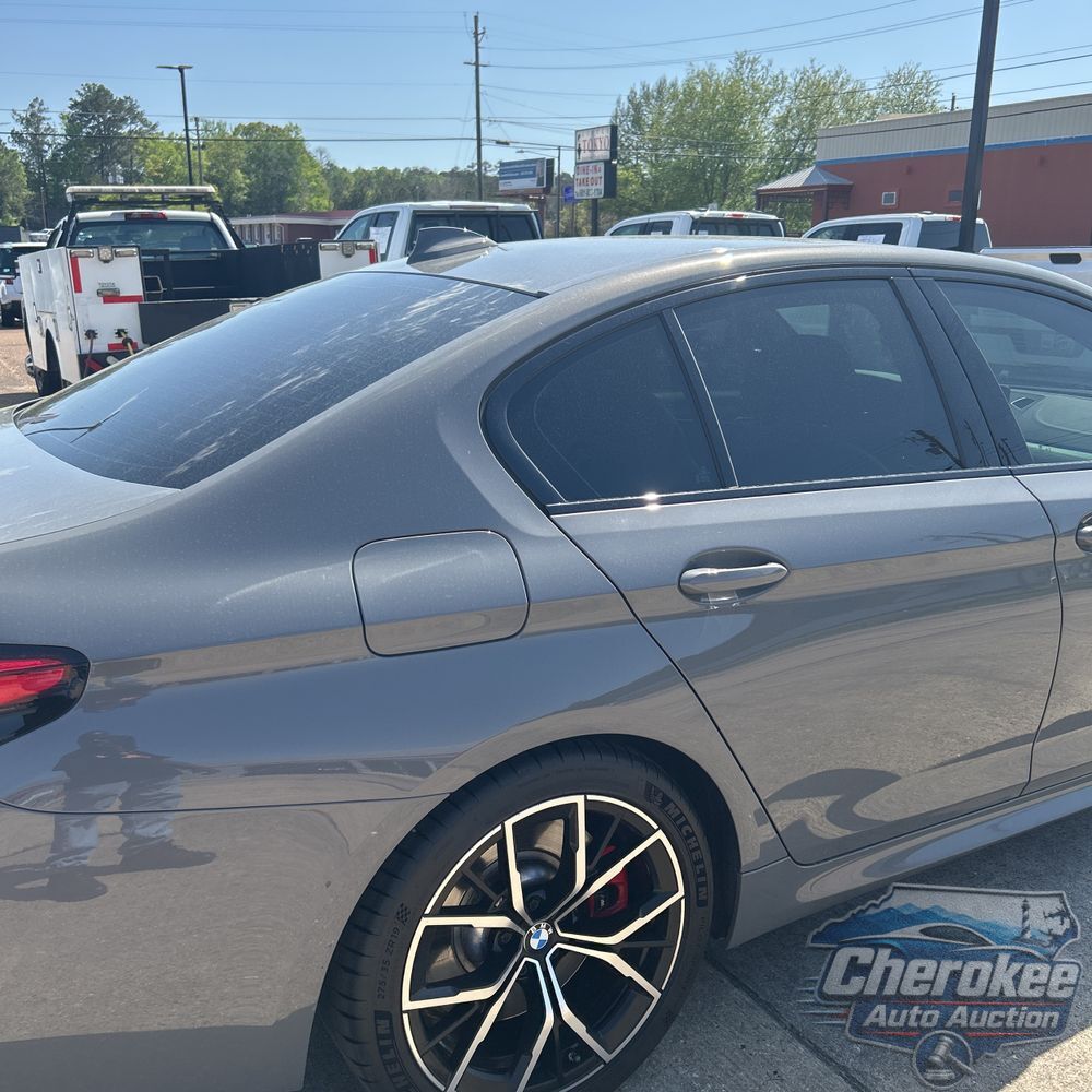 2022 BMW 5-Series M550xi