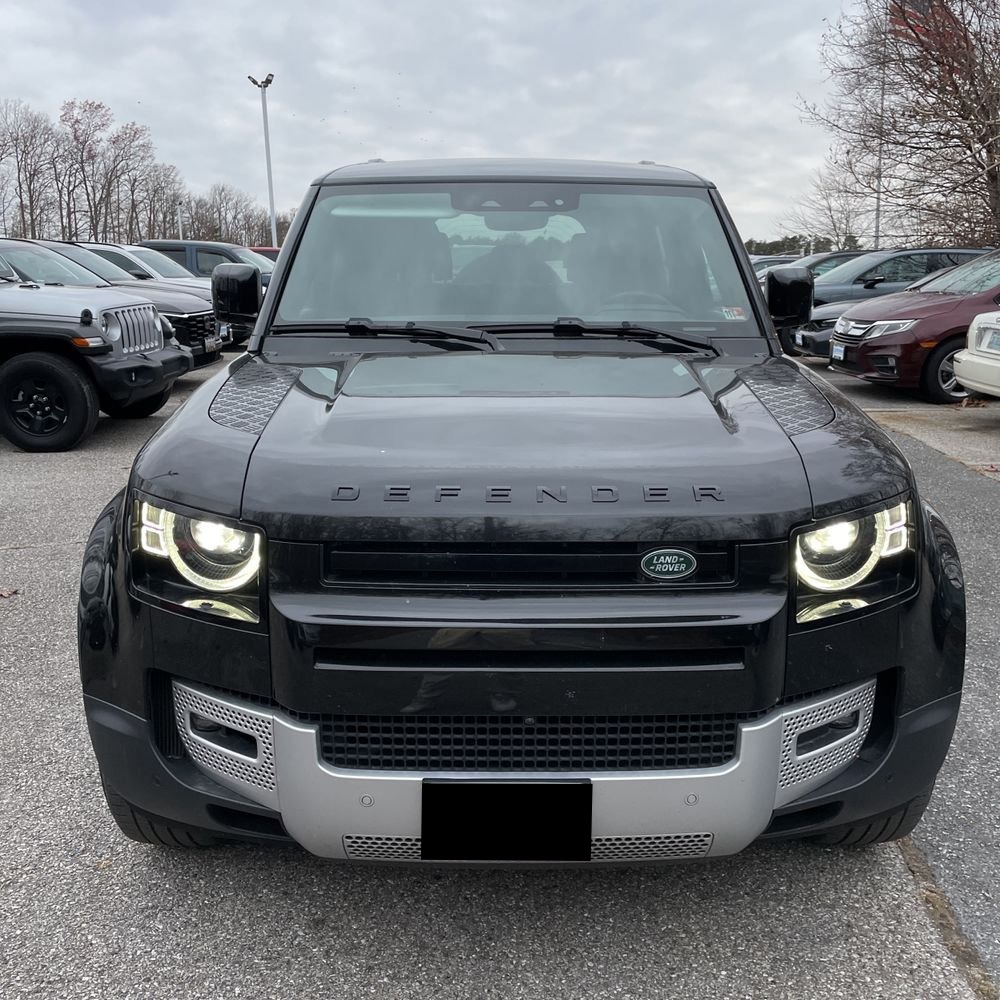 2024 Land Rover Defender 110 P300 S