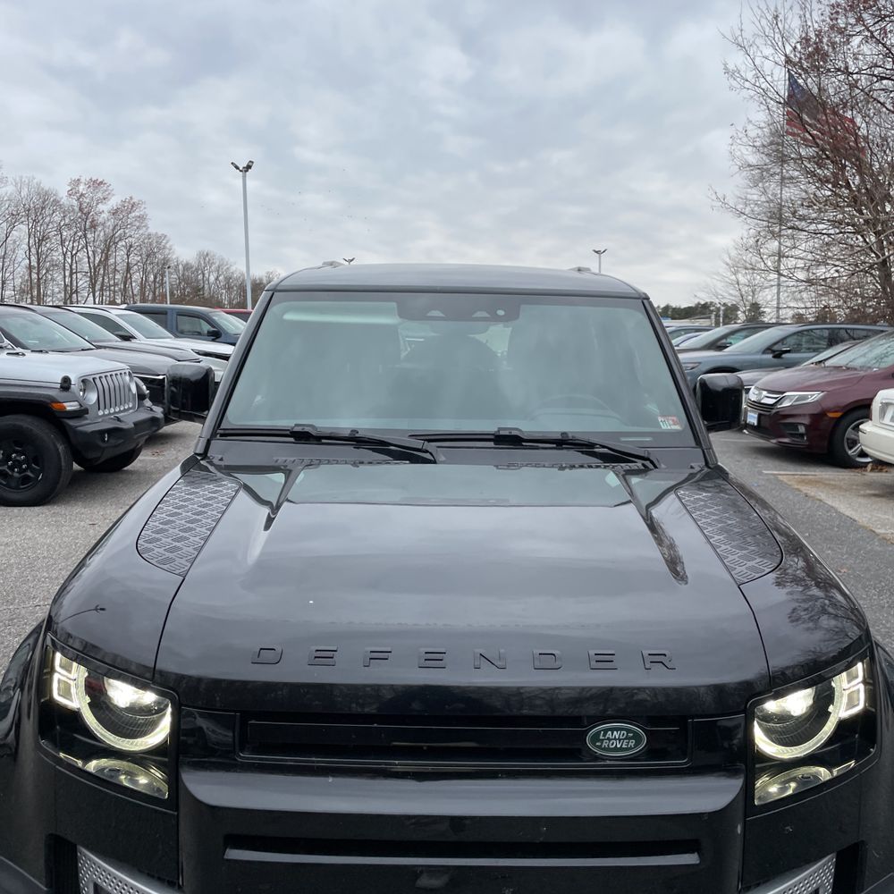 2024 Land Rover Defender 110 P300 S