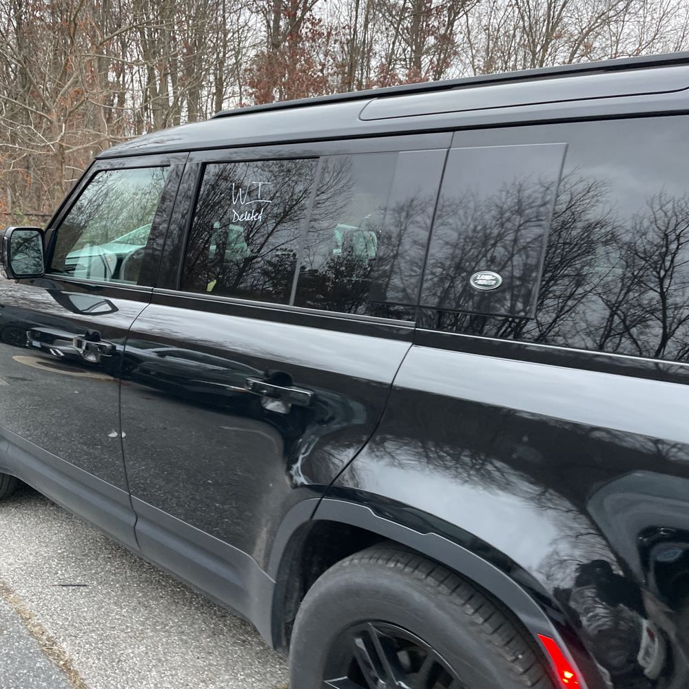 2024 Land Rover Defender 110 P300 S