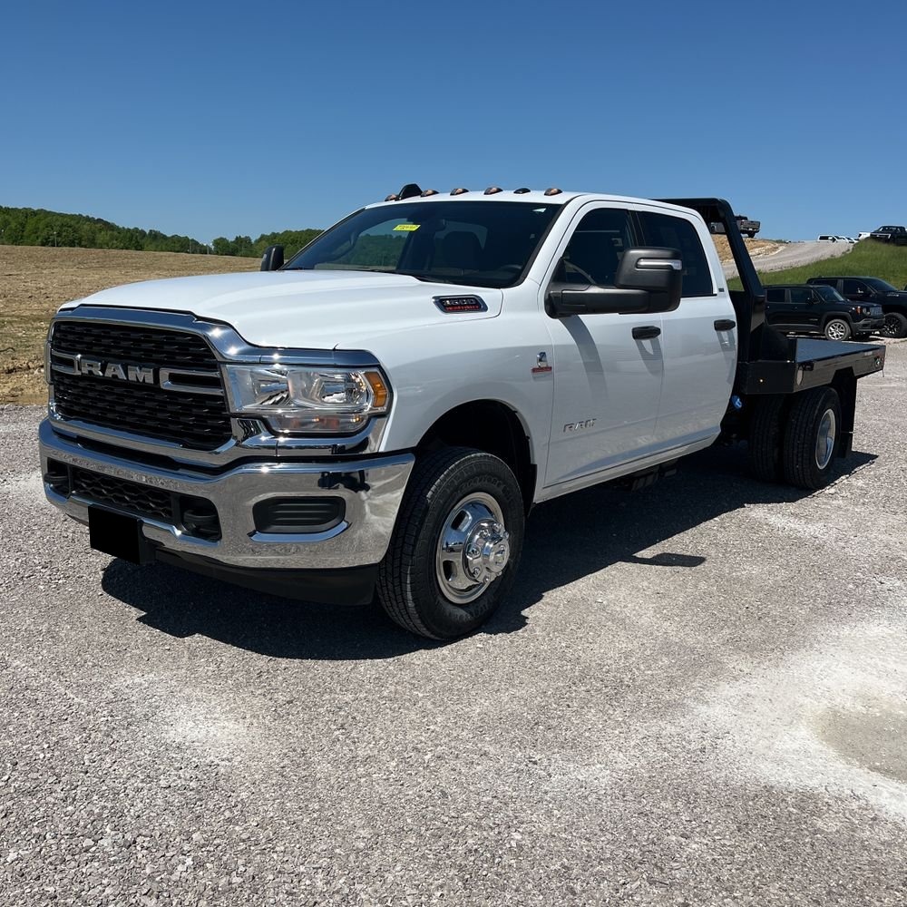 2024 Ram 3500 SLT