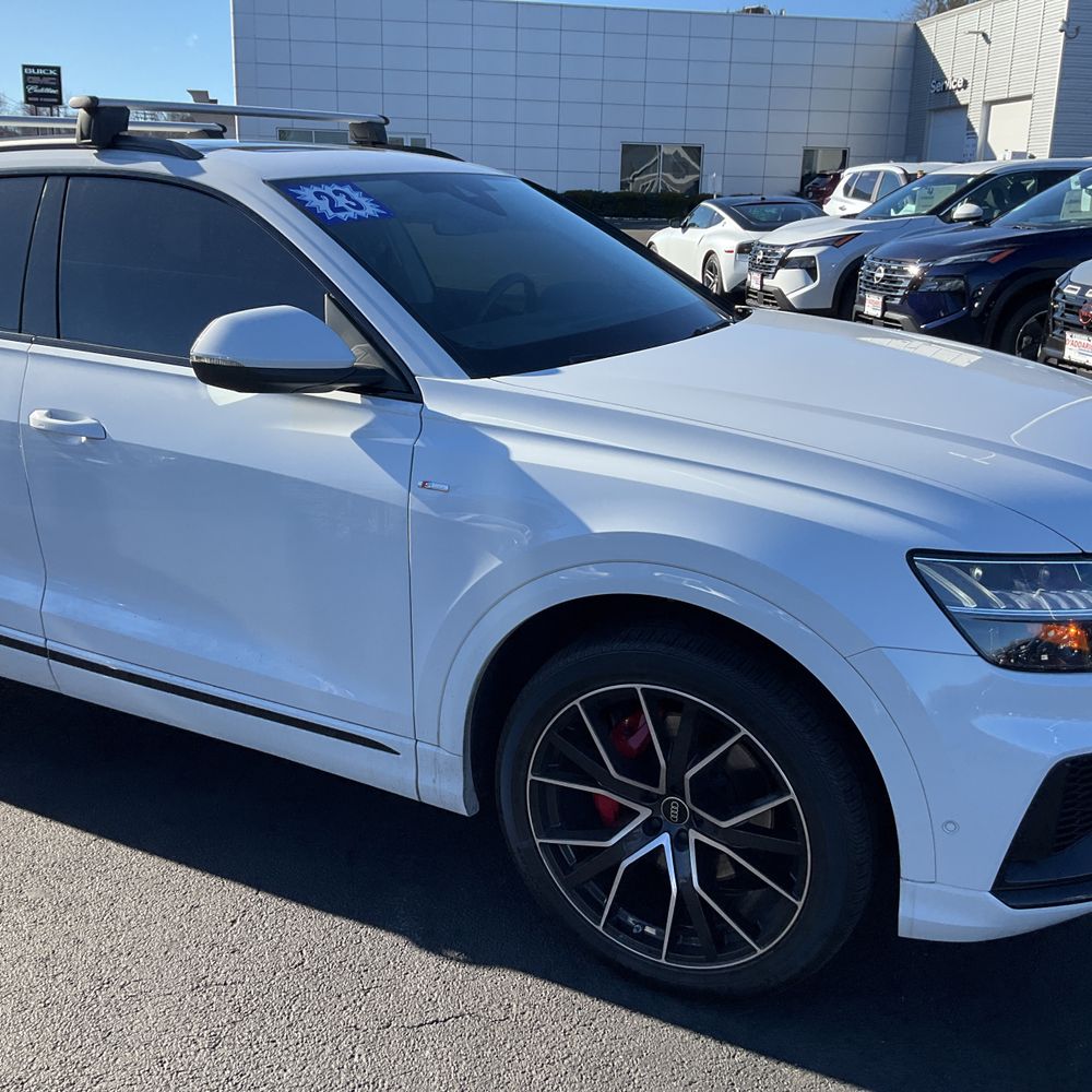 2023 Audi Q8 Premium Plus 55 TFSI