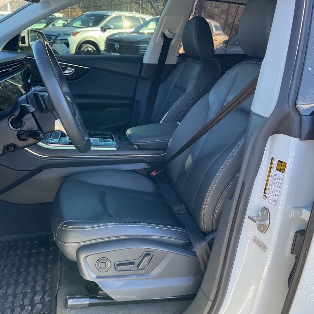 2023 Audi Q8 Premium Plus 55 TFSI