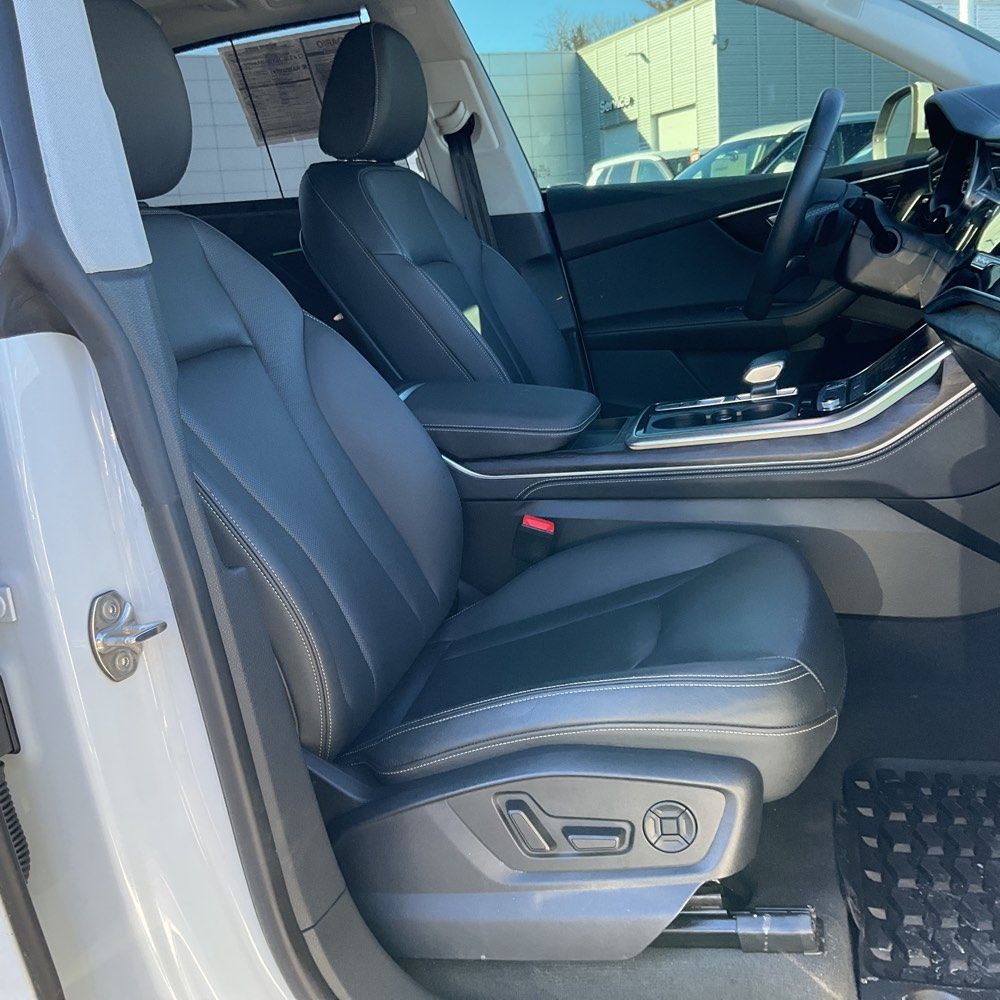 2023 Audi Q8 Premium Plus 55 TFSI