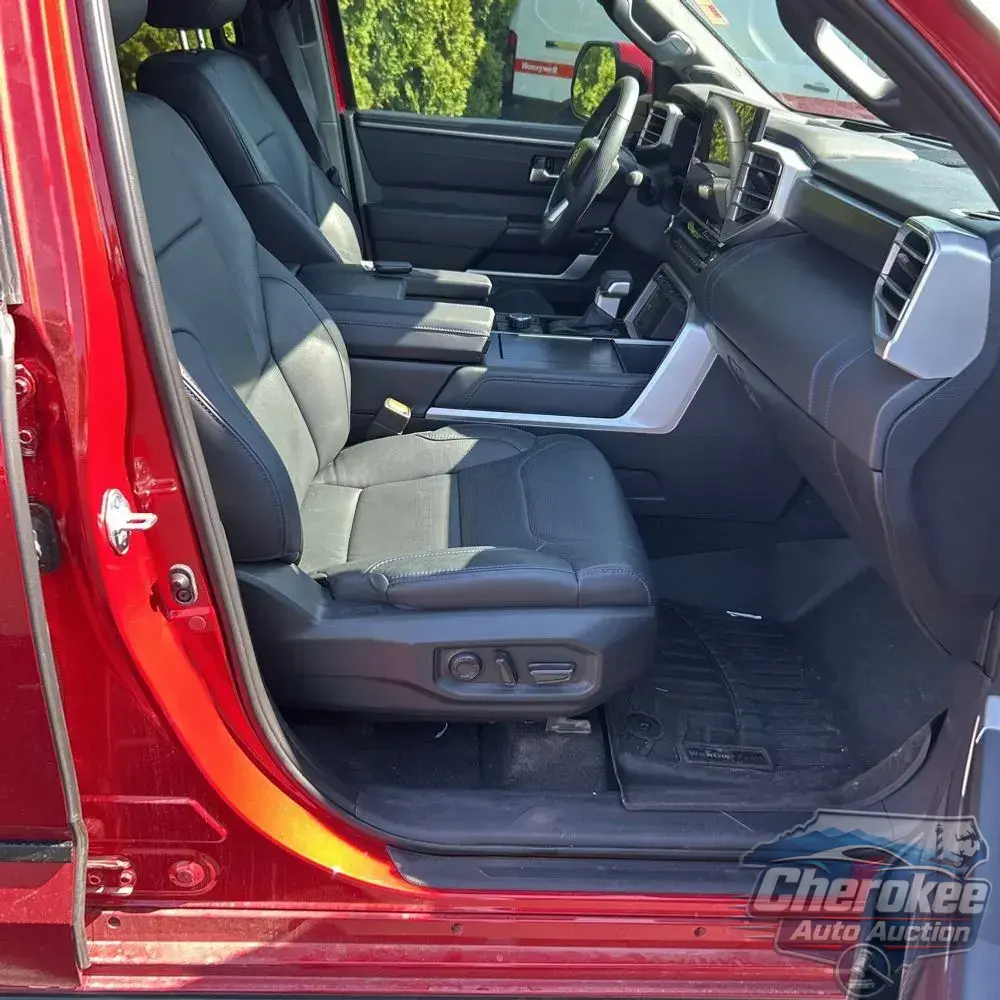 2024 Toyota Sequoia Platinum