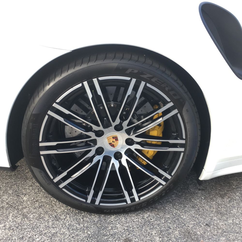 2015 Porsche 911 Carrera 4 Turbo S