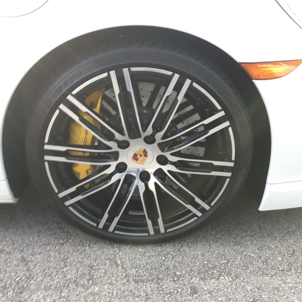 2015 Porsche 911 Carrera 4 Turbo S