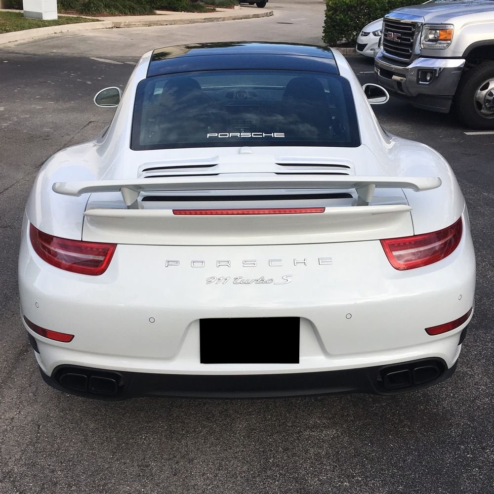 2015 Porsche 911 Carrera 4 Turbo S