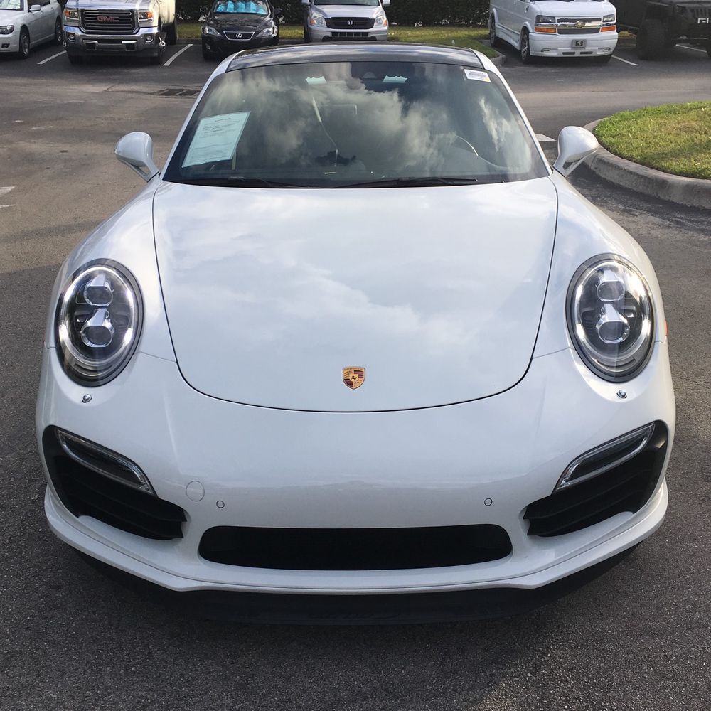 2015 Porsche 911 Carrera 4 Turbo S