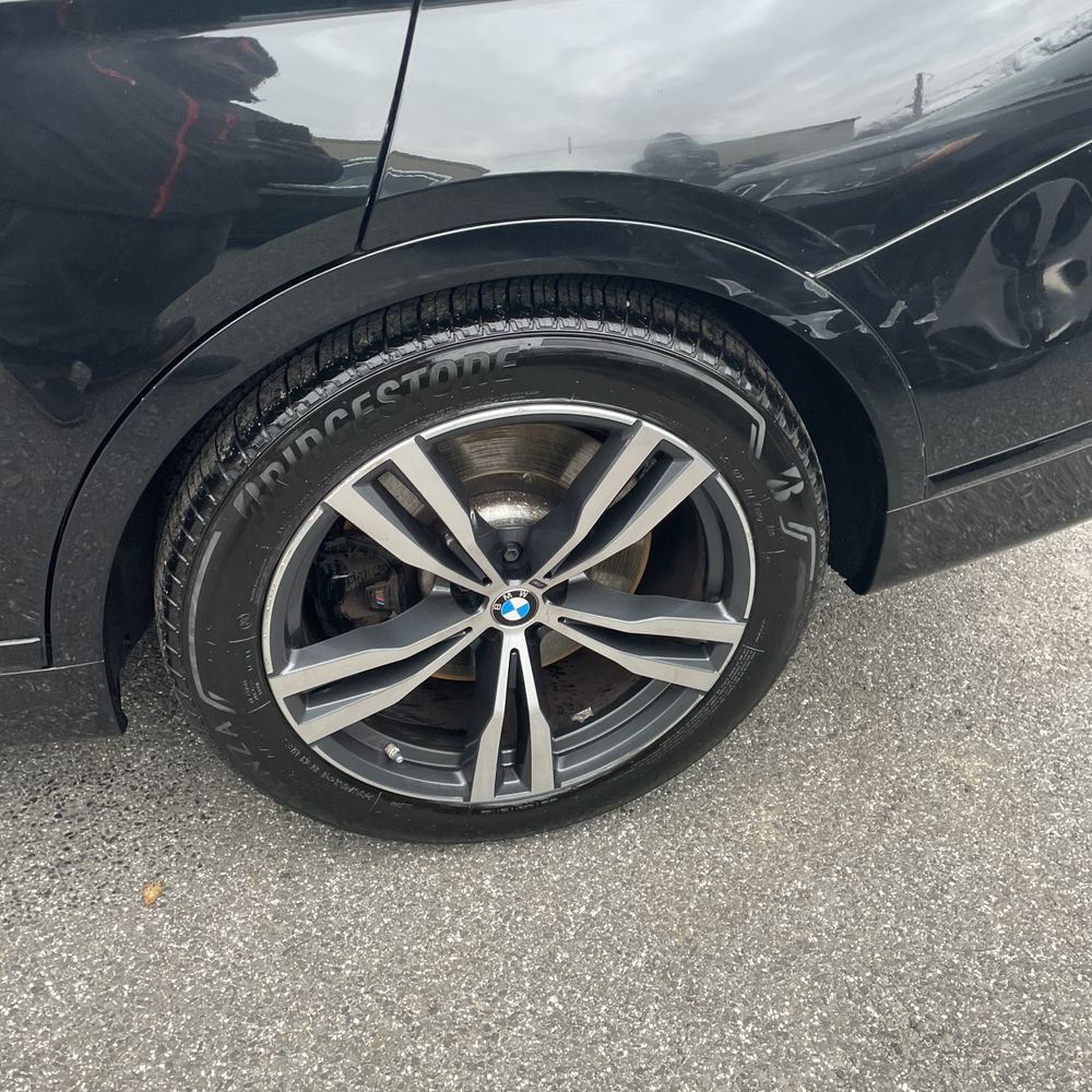 2022 BMW X7 M50i