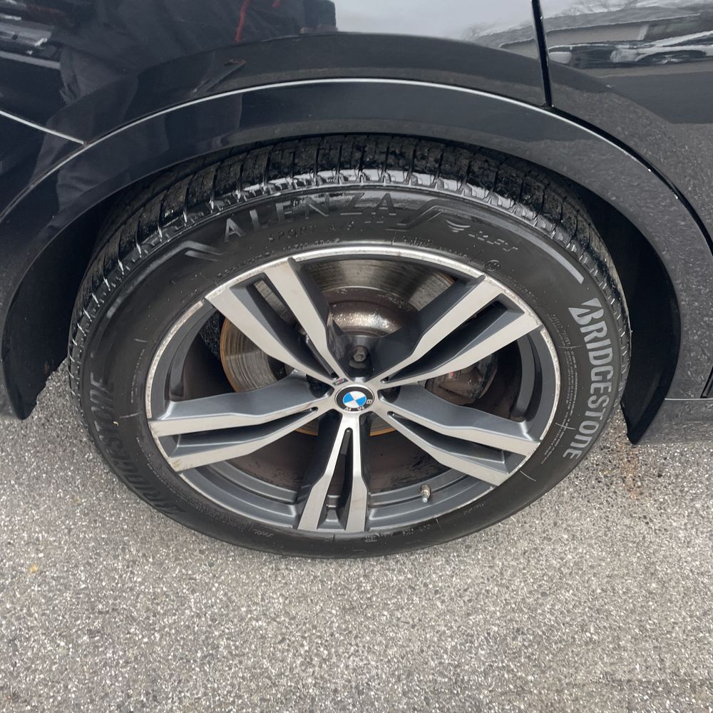 2022 BMW X7 M50i