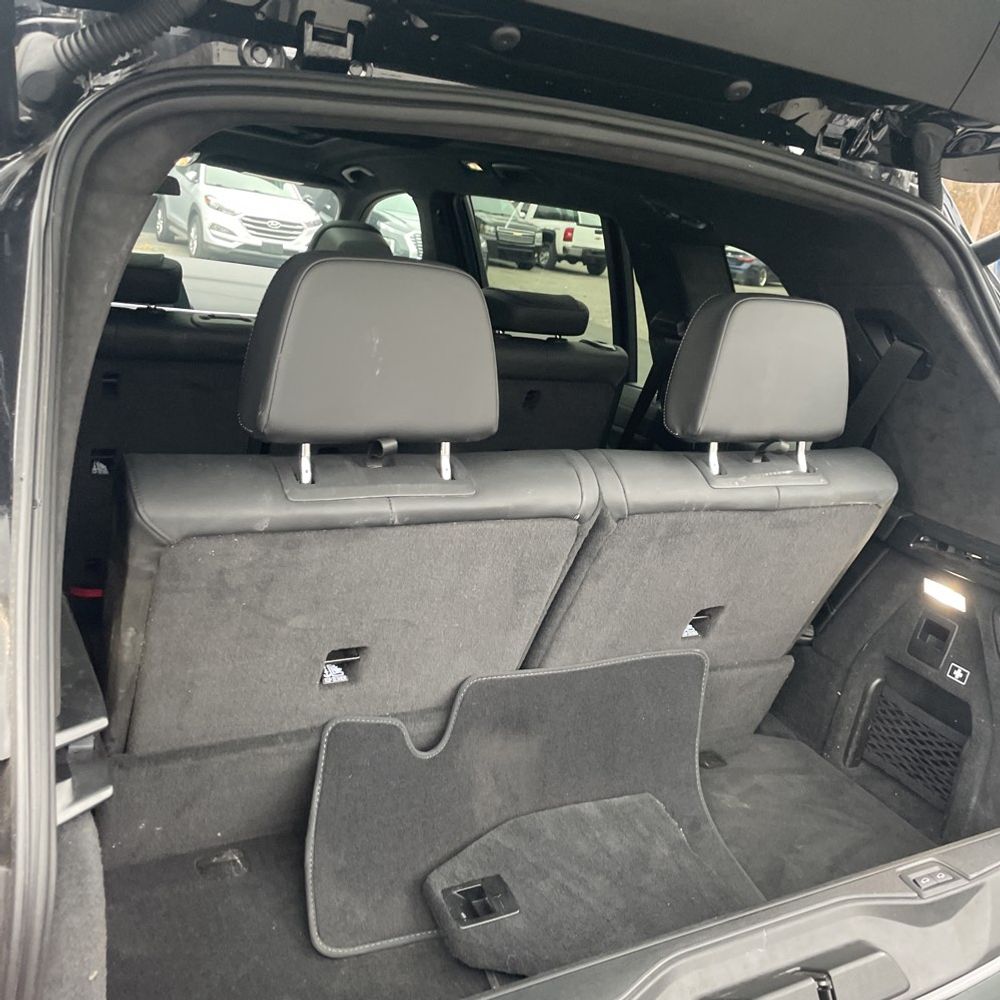 2022 BMW X7 M50i