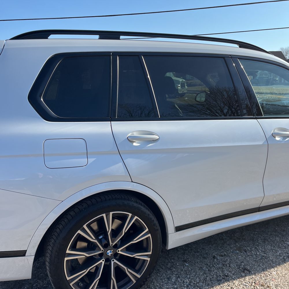 2022 BMW X7 M50i