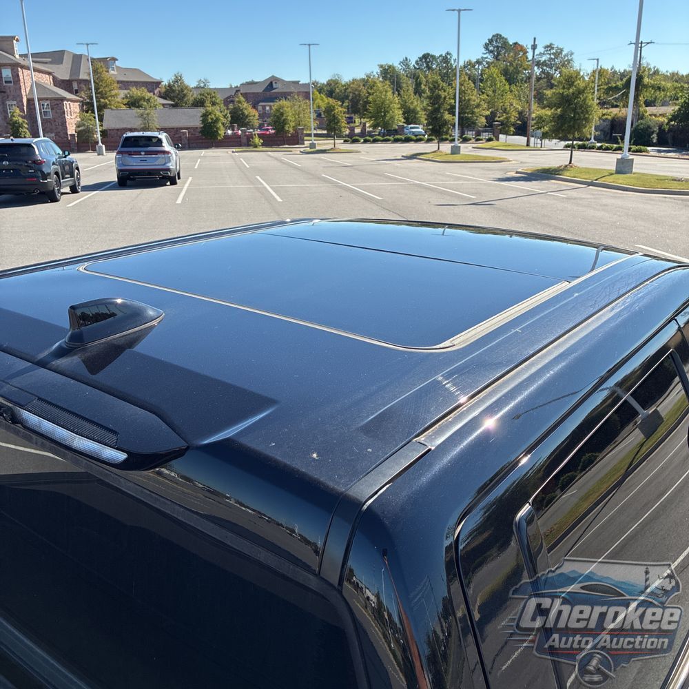 2023 Toyota Tundra Platinum HV
