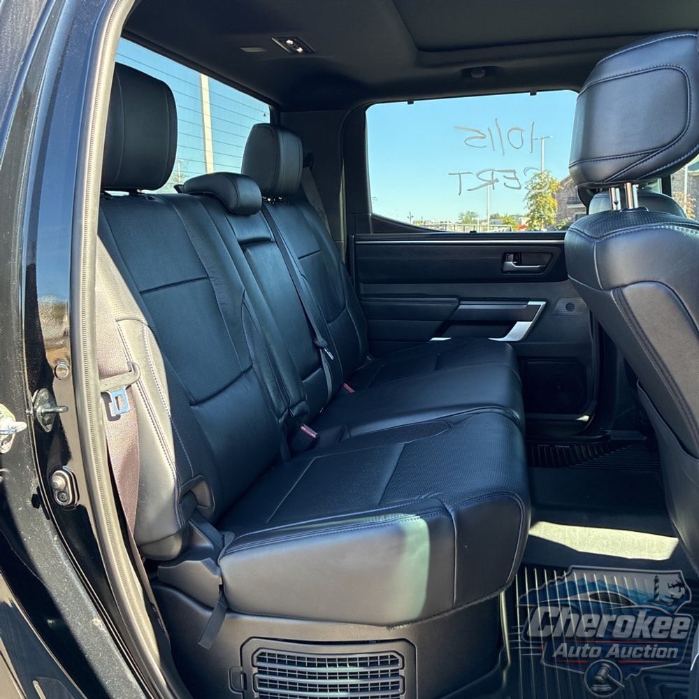 2023 Toyota Tundra Platinum HV
