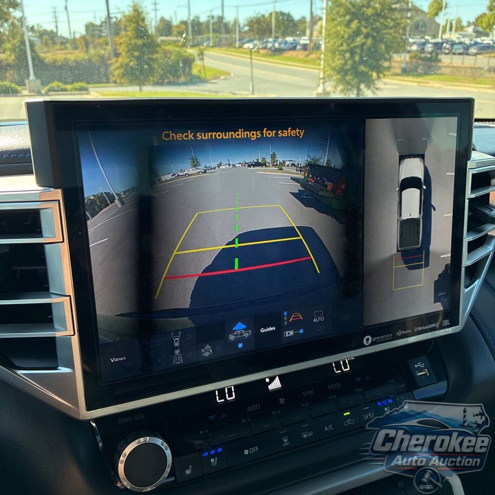 2023 Toyota Tundra Platinum HV
