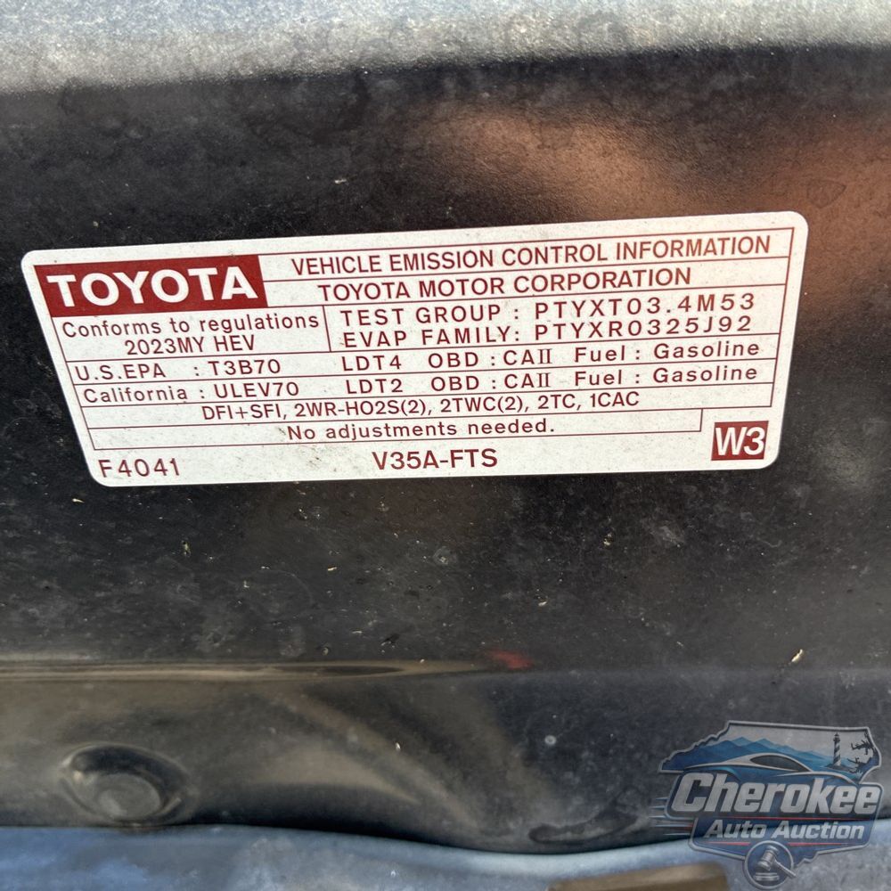 2023 Toyota Tundra Platinum HV
