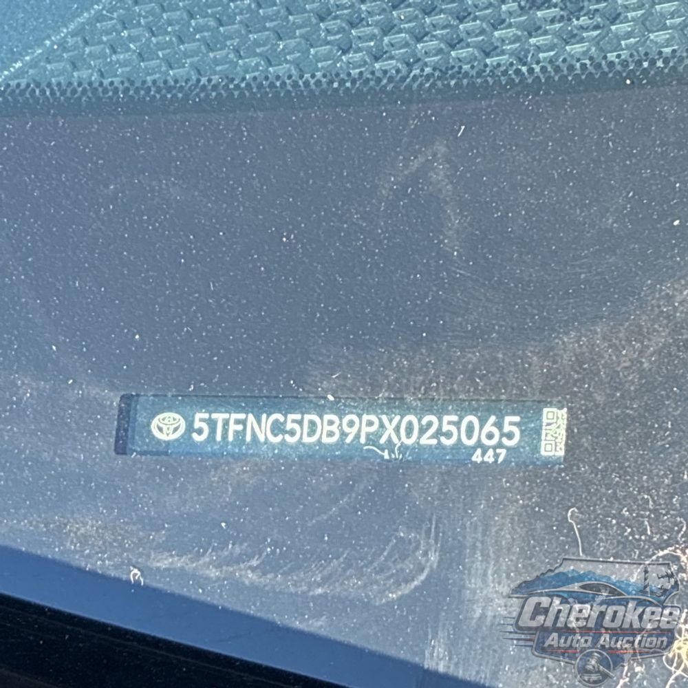 2023 Toyota Tundra Platinum HV