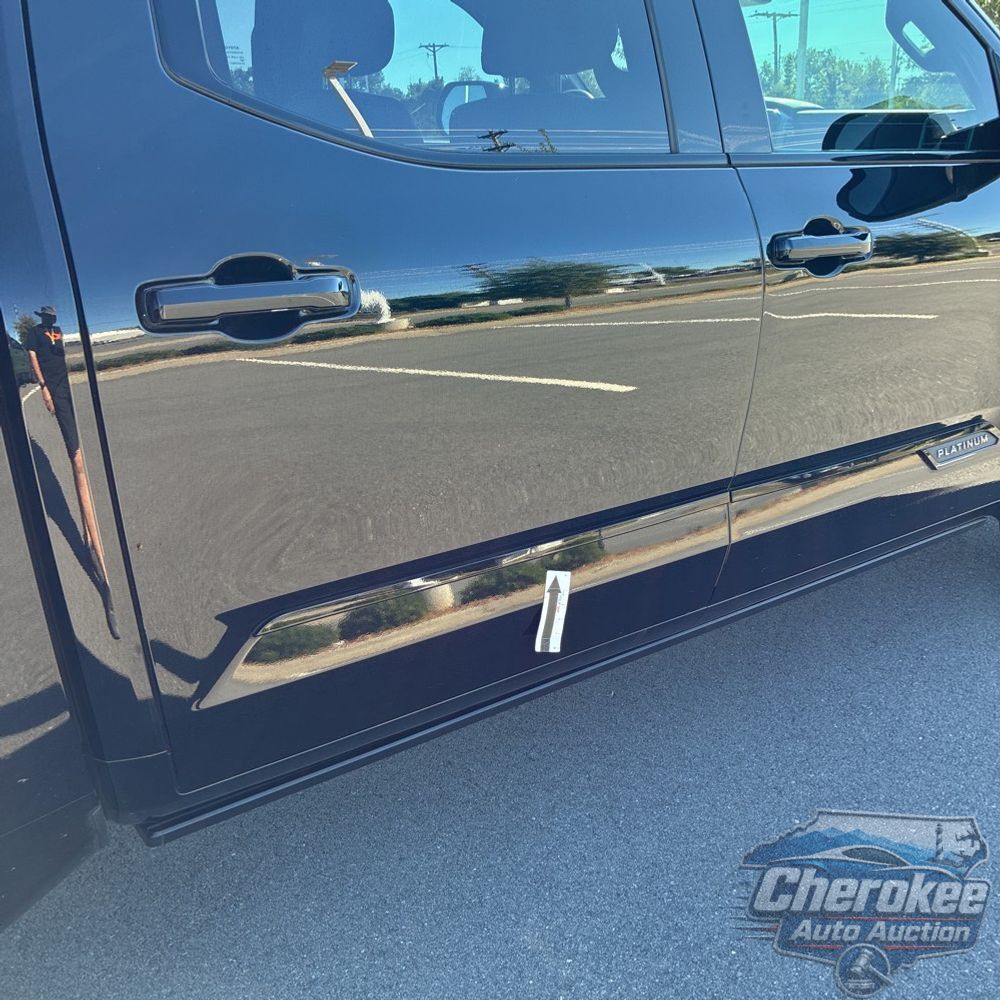 2023 Toyota Tundra Platinum HV