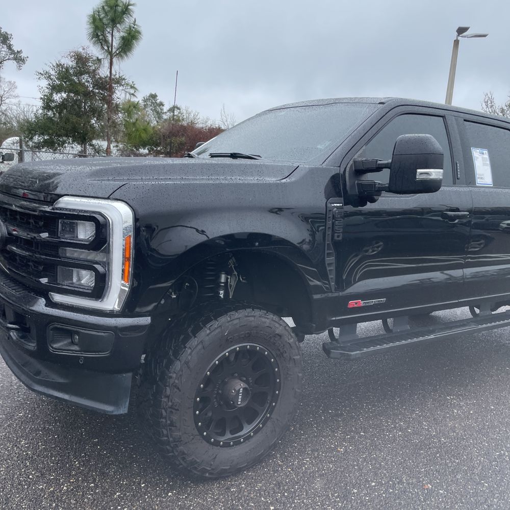 2023 Ford F-250 Super Duty Lariat