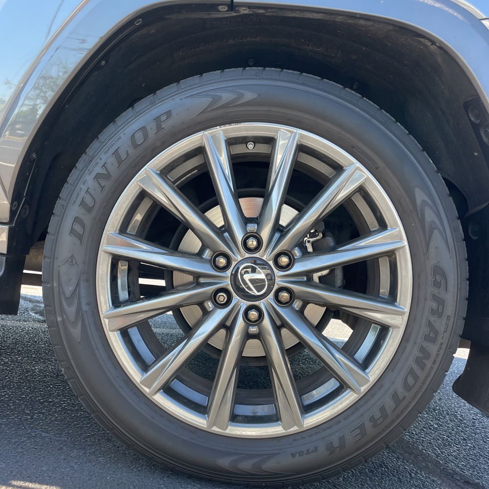 2023 Lexus LX 600 F SPORT Handling