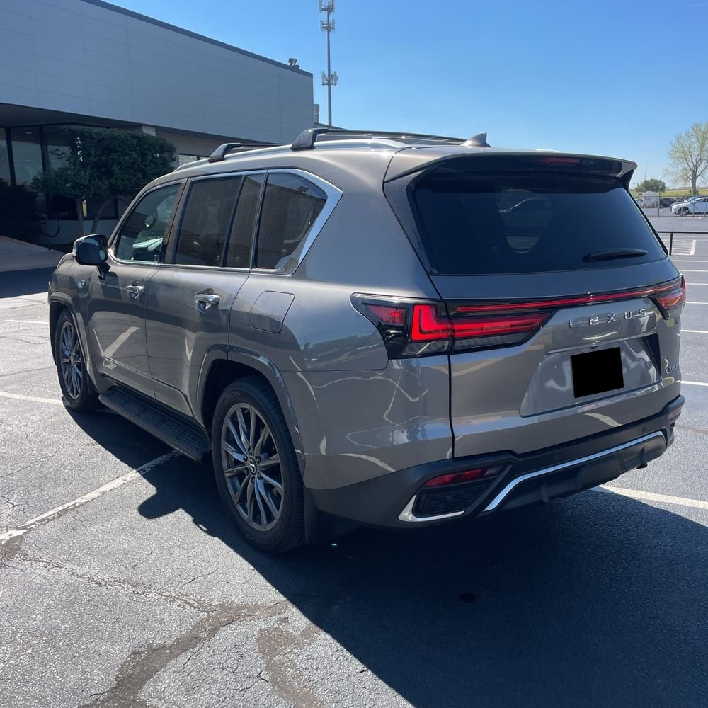2023 Lexus LX 600 F SPORT Handling