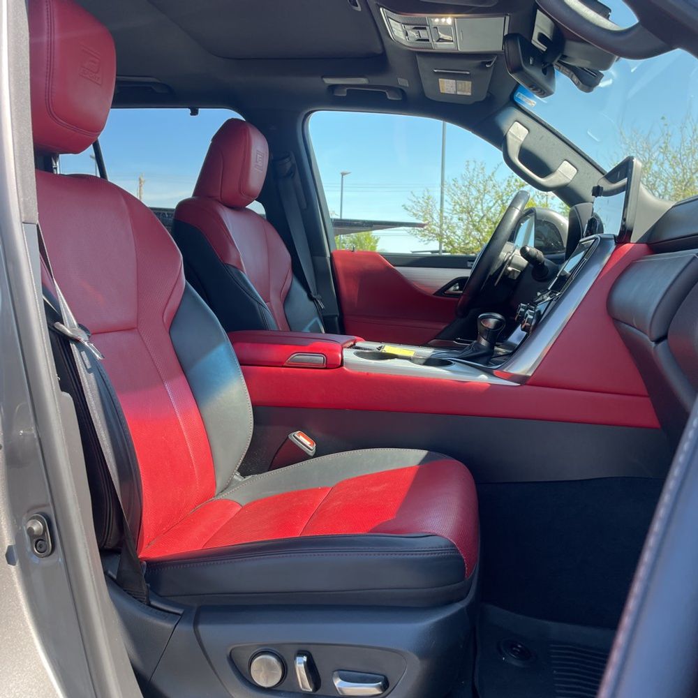 2023 Lexus LX 600 F SPORT Handling