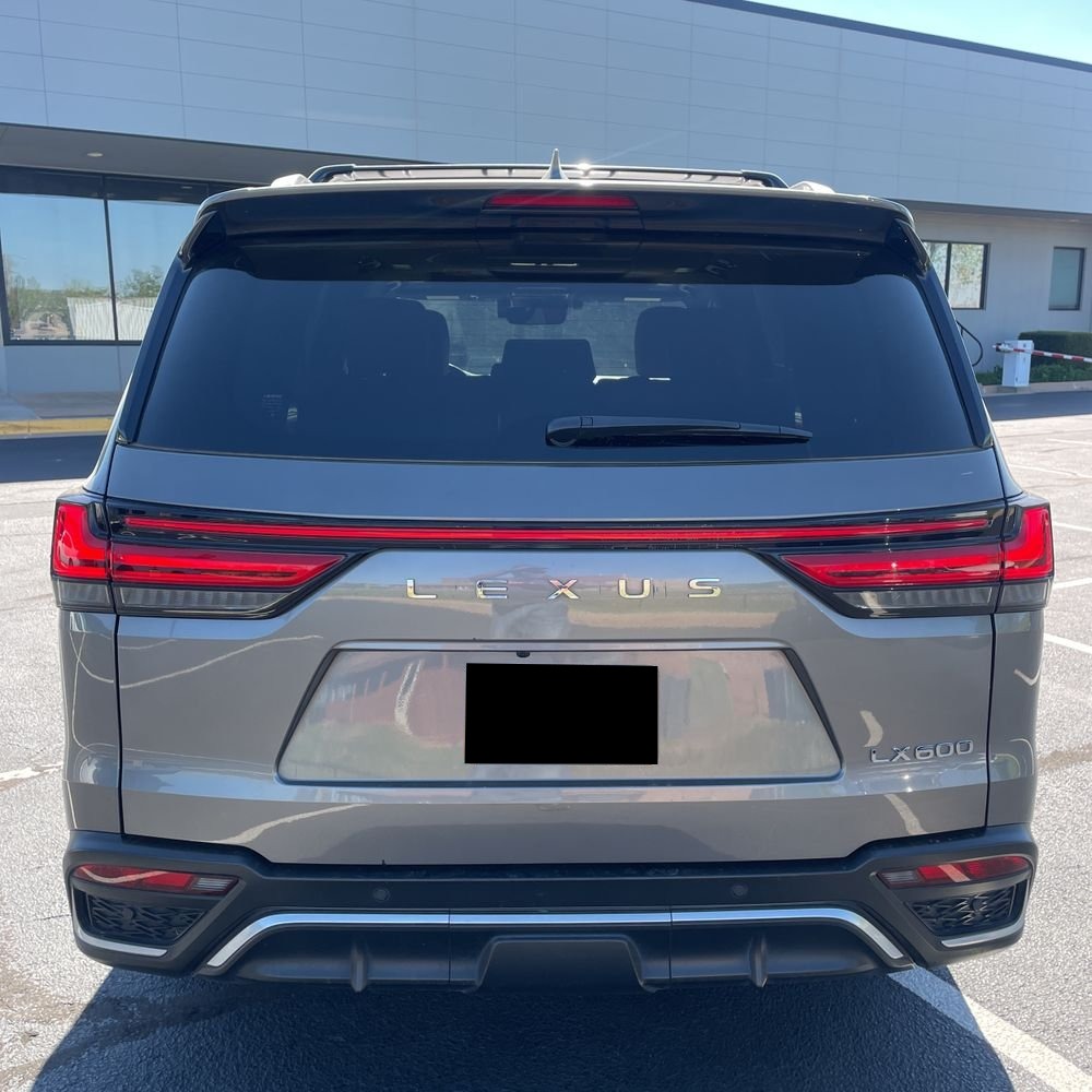 2023 Lexus LX 600 F SPORT Handling