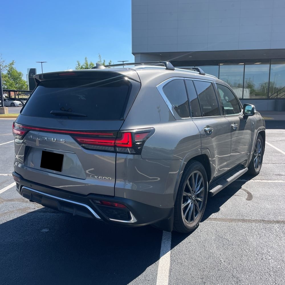 2023 Lexus LX 600 F SPORT Handling