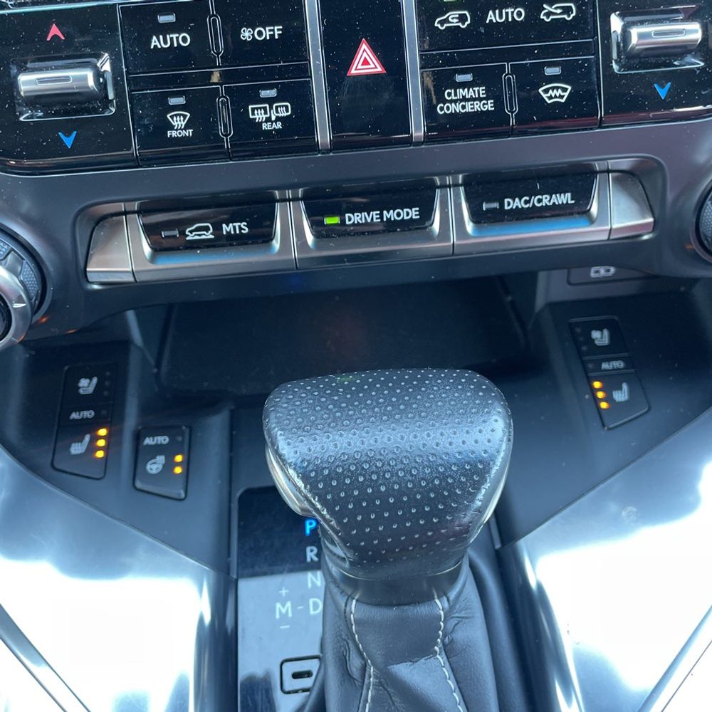 2023 Lexus LX 600 F SPORT Handling
