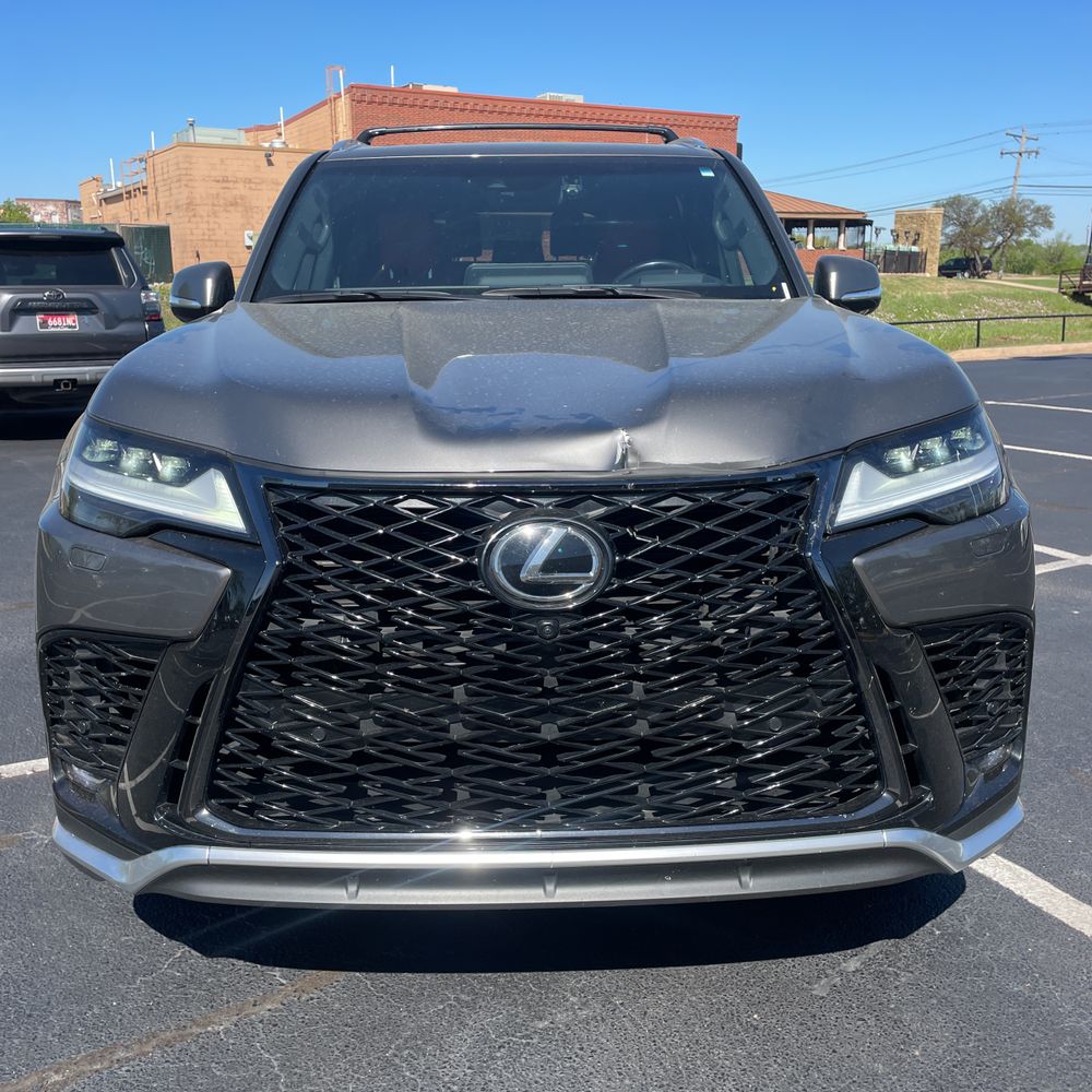 2023 Lexus LX 600 F SPORT Handling