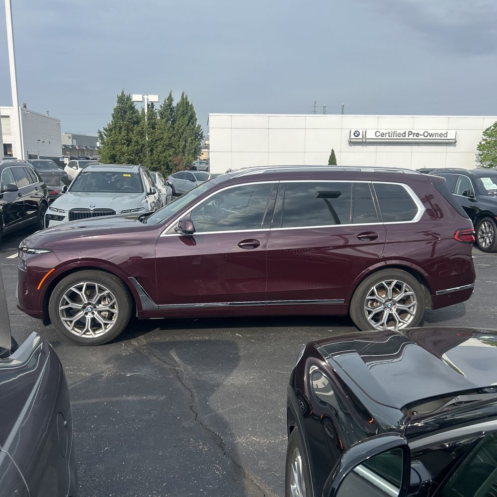2023 BMW X7 xDrive40i