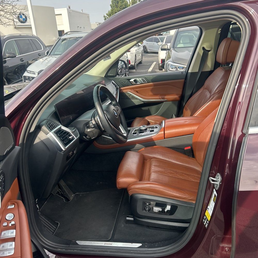 2023 BMW X7 xDrive40i