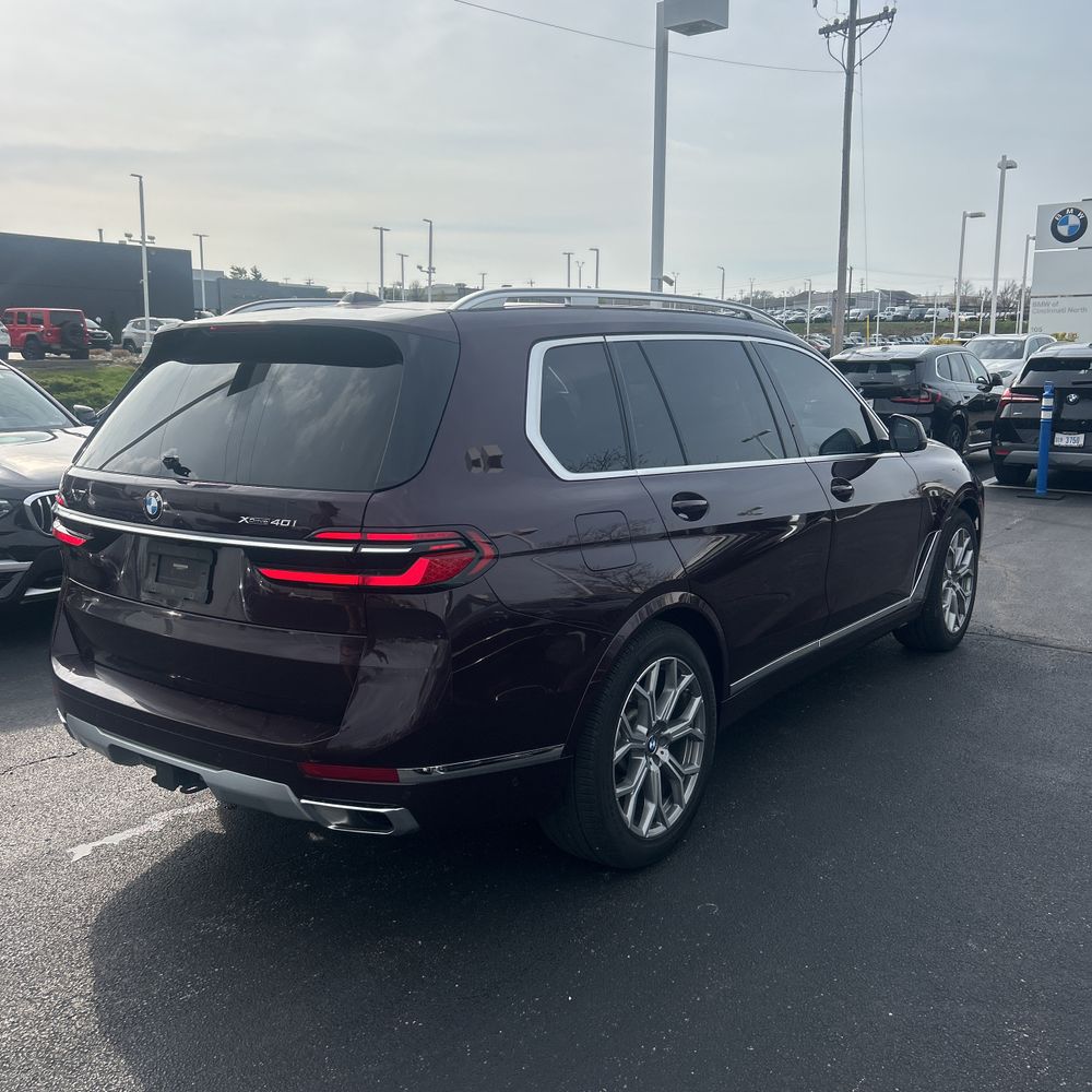 2023 BMW X7 xDrive40i