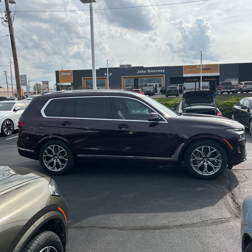 2023 BMW X7 xDrive40i