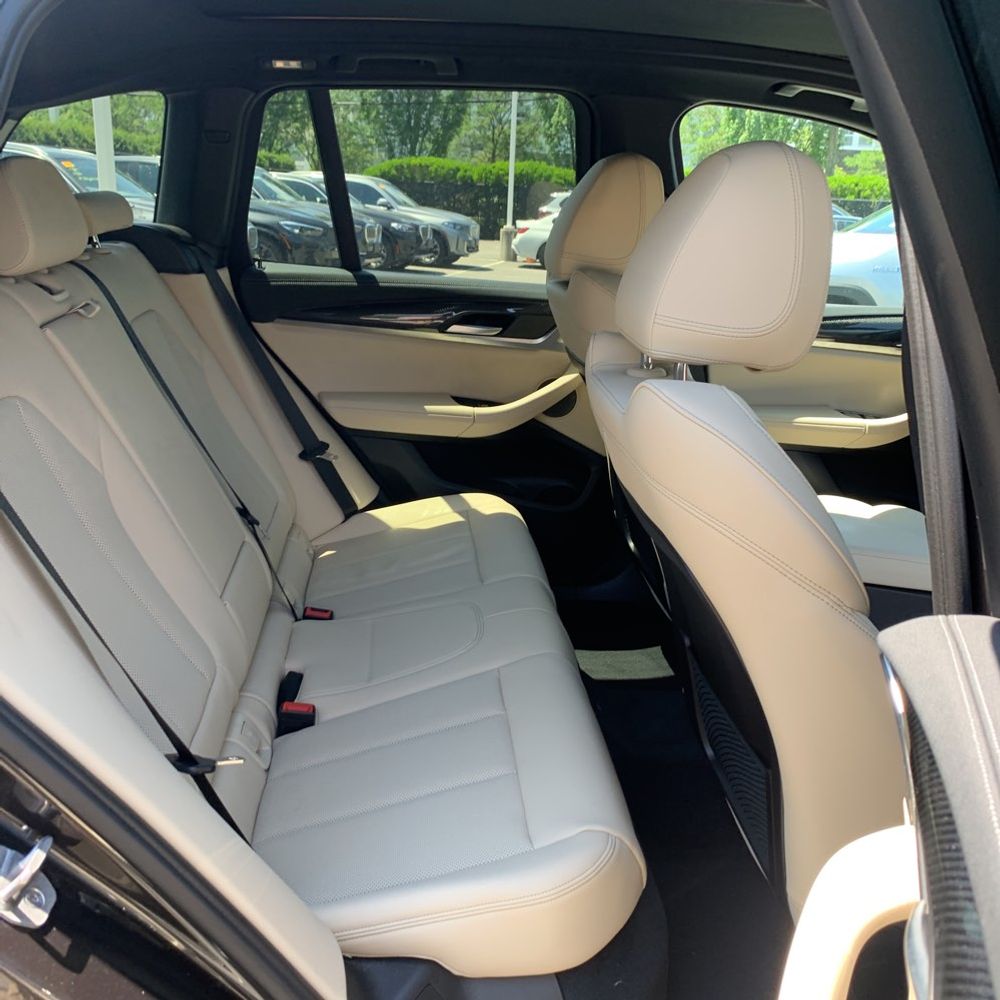 2023 BMW X3 M40i