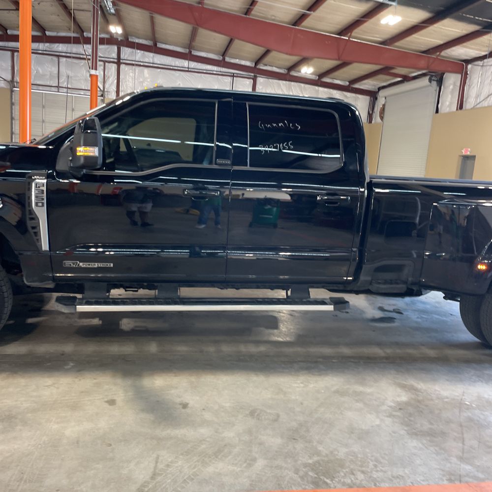 2025 Ford F-350 Super Duty Lariat