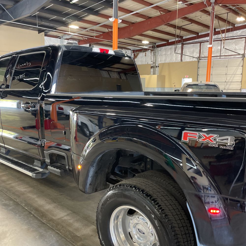 2025 Ford F-350 Super Duty Lariat