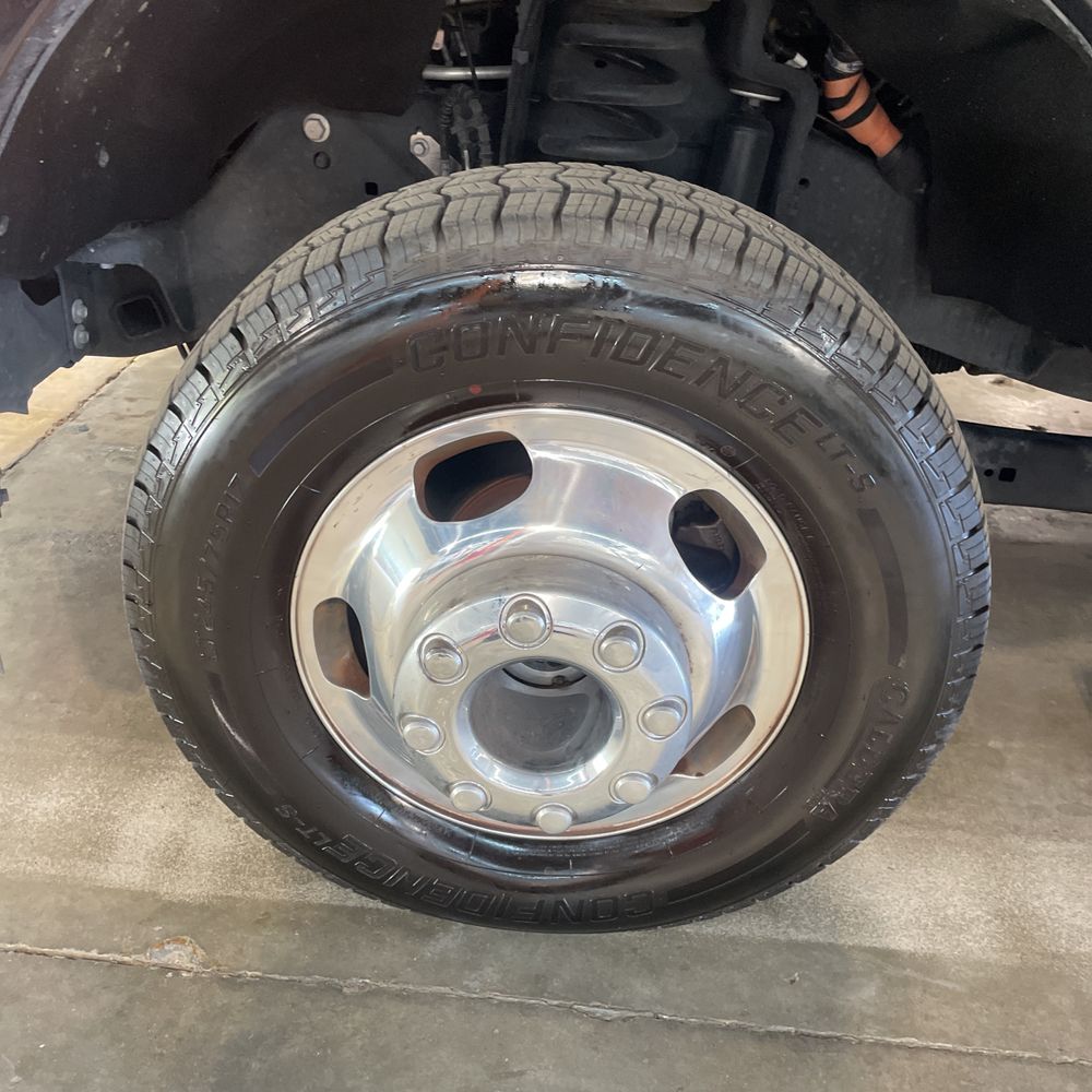 2025 Ford F-350 Super Duty Lariat