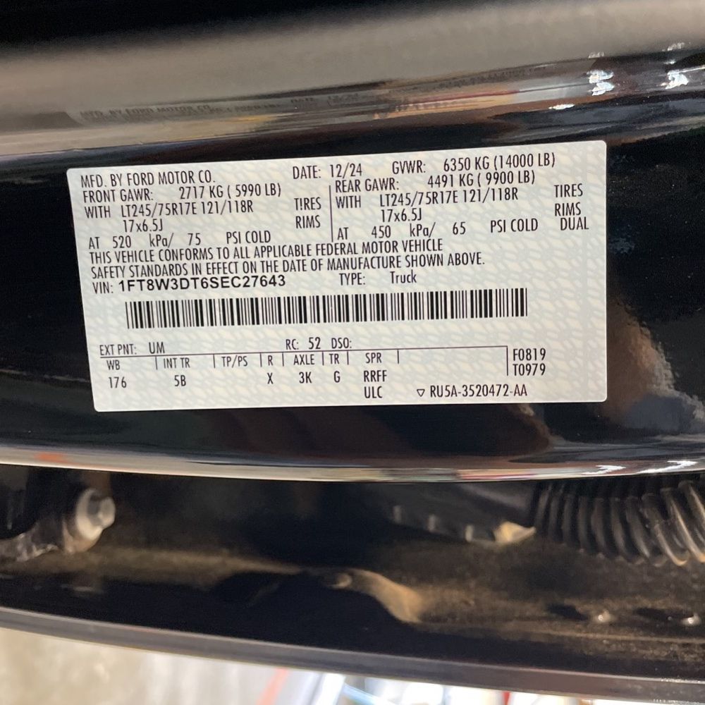 2025 Ford F-350 Super Duty Lariat