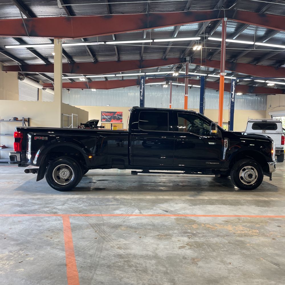 2025 Ford F-350 Super Duty Lariat