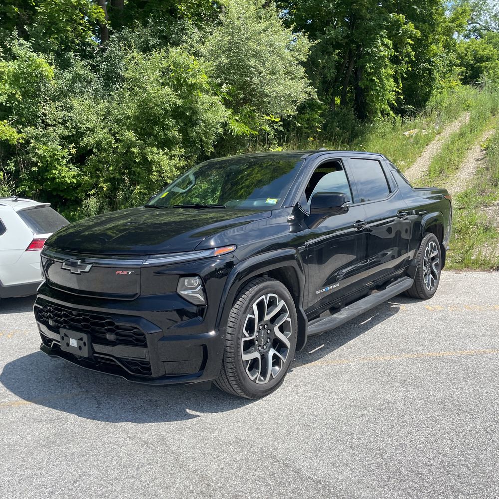 2024 Chevrolet Silverado EV RST