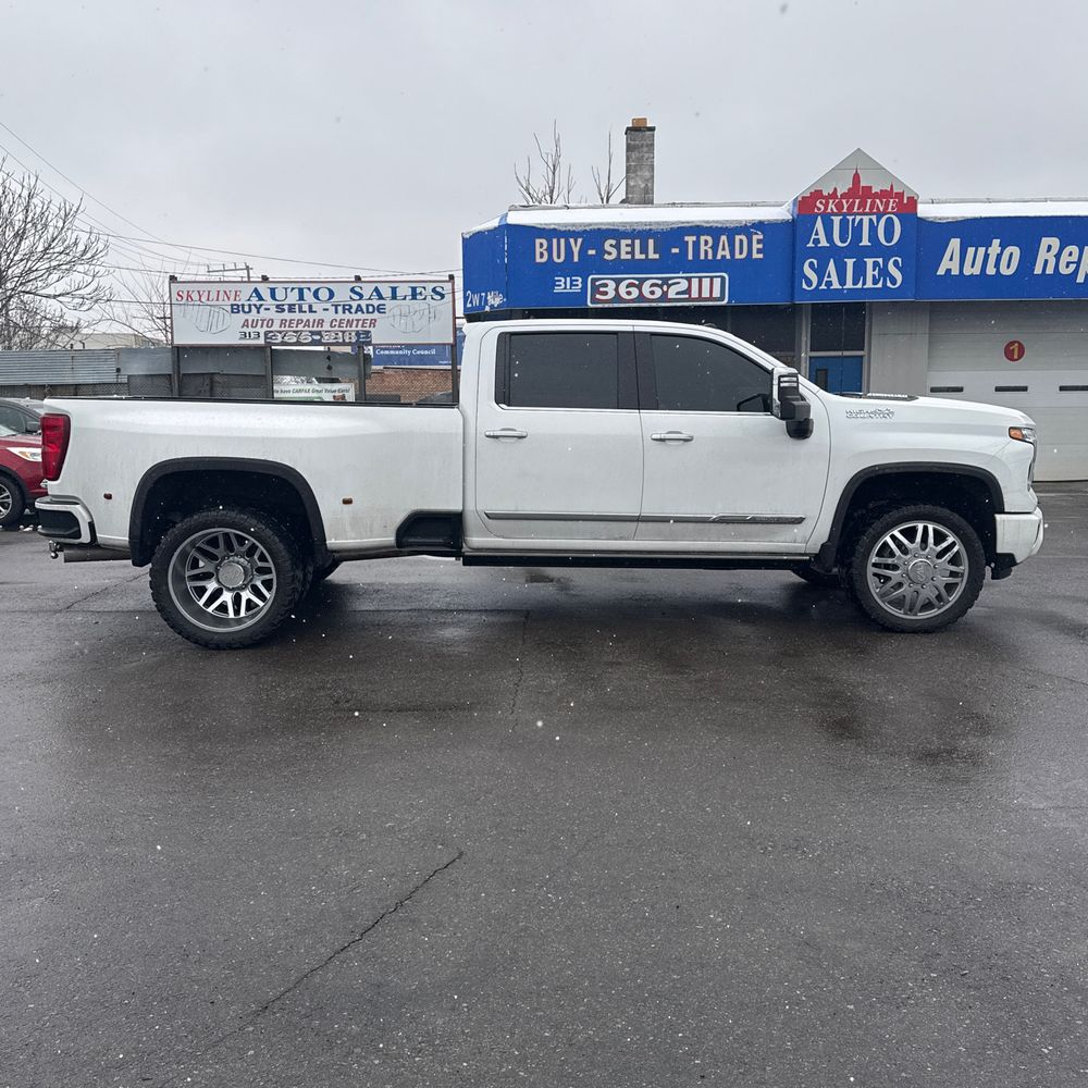 2024 Chevrolet Silverado 3500HD High Country