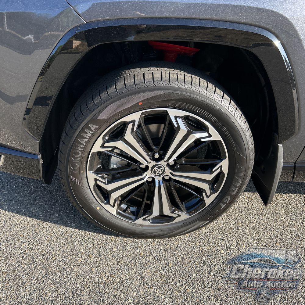 2025 Toyota RAV4 Plug-in Hybrid XSE