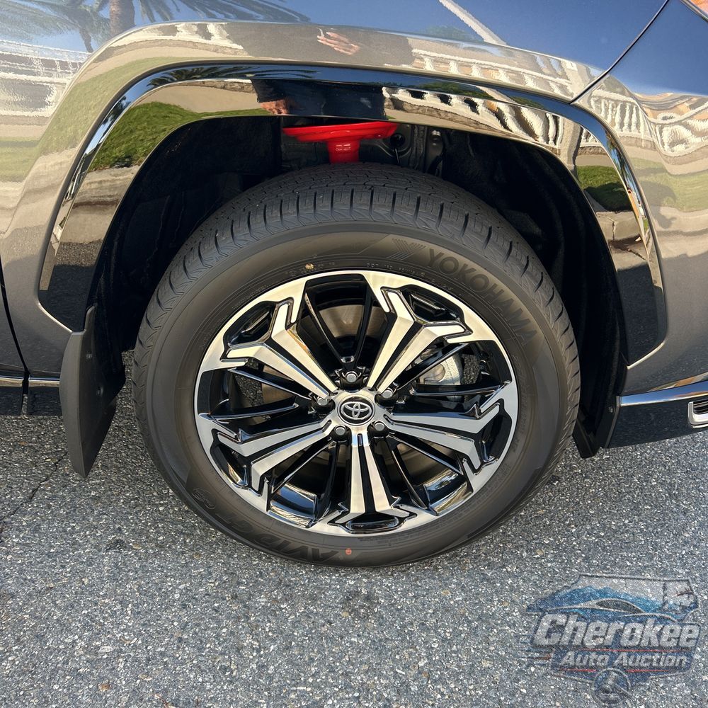 2025 Toyota RAV4 Plug-in Hybrid XSE
