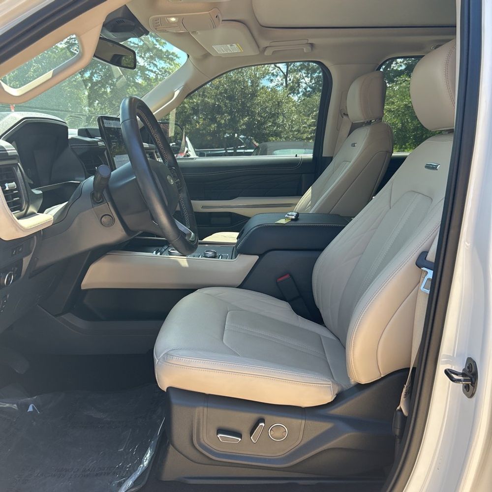 2023 Ford Expedition MAX Platinum