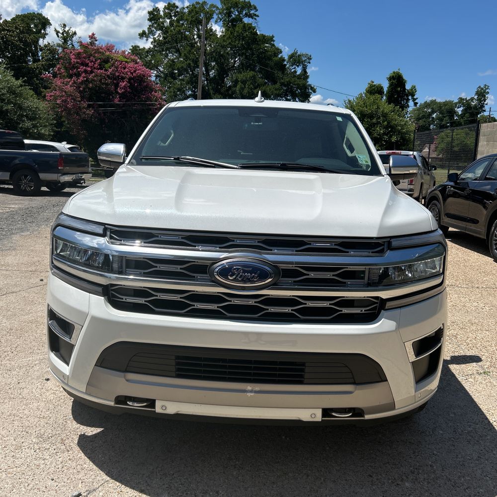 2023 Ford Expedition MAX Platinum