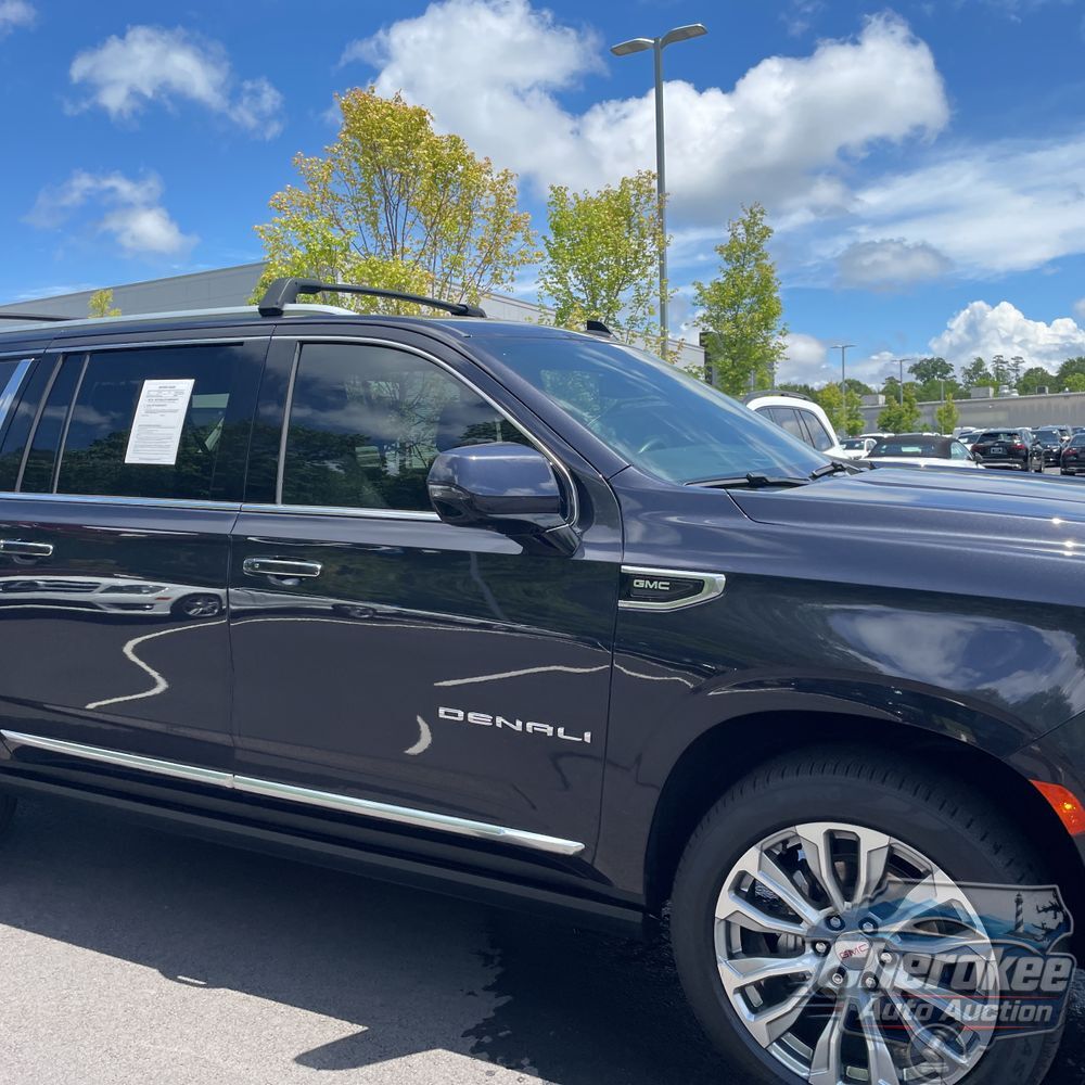 2023 GMC Yukon XL Denali