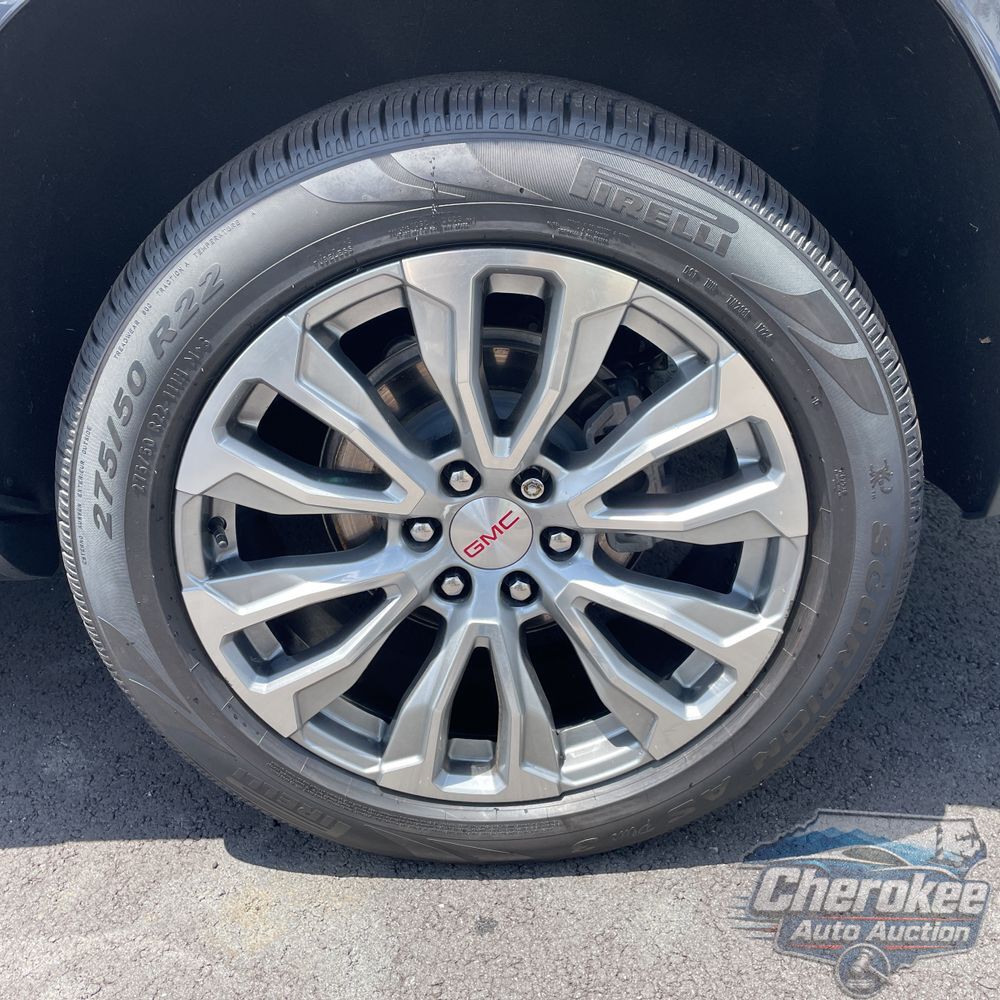 2023 GMC Yukon XL Denali